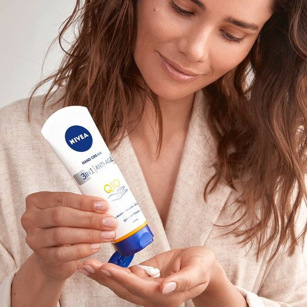 Anti-ageing Hand Cream Nivea Q10 3-in-1 100 ml Fashion